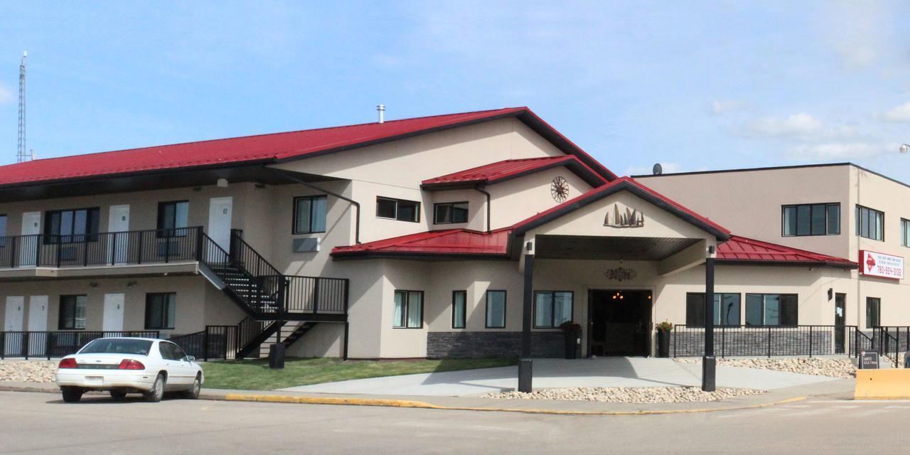 Alberta Beach Inn And Suites Exteriör bild